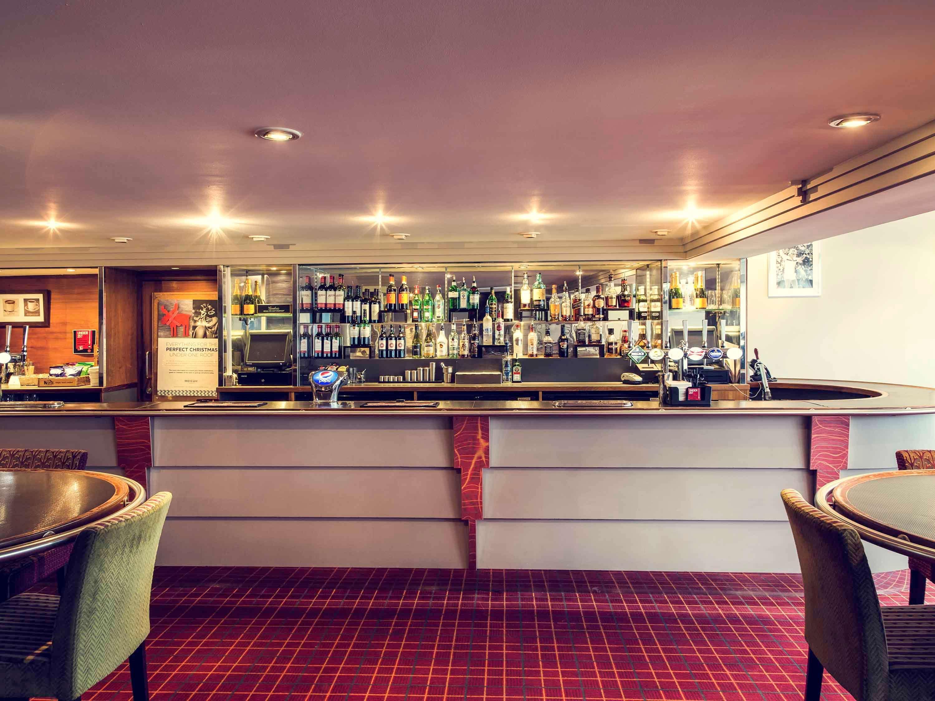 Mercure London Watford Hotel Bagian luar foto