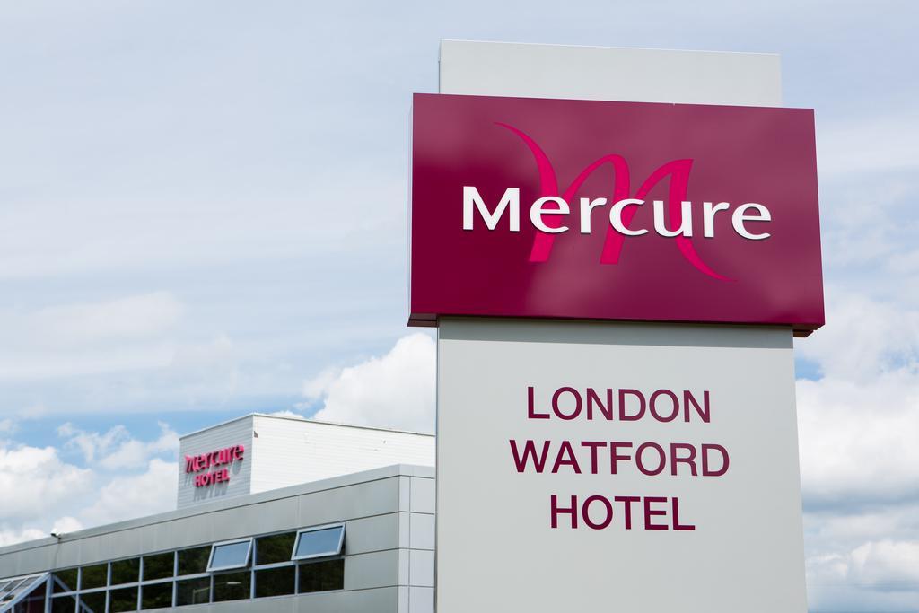 Mercure London Watford Hotel Bagian luar foto
