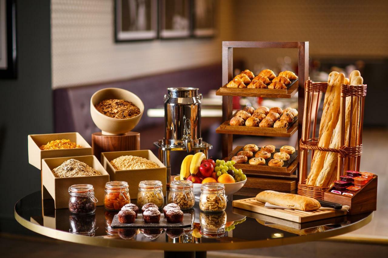 Mercure London Watford Hotel Bagian luar foto