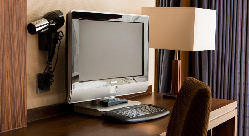 Mercure London Watford Hotel Bagian luar foto